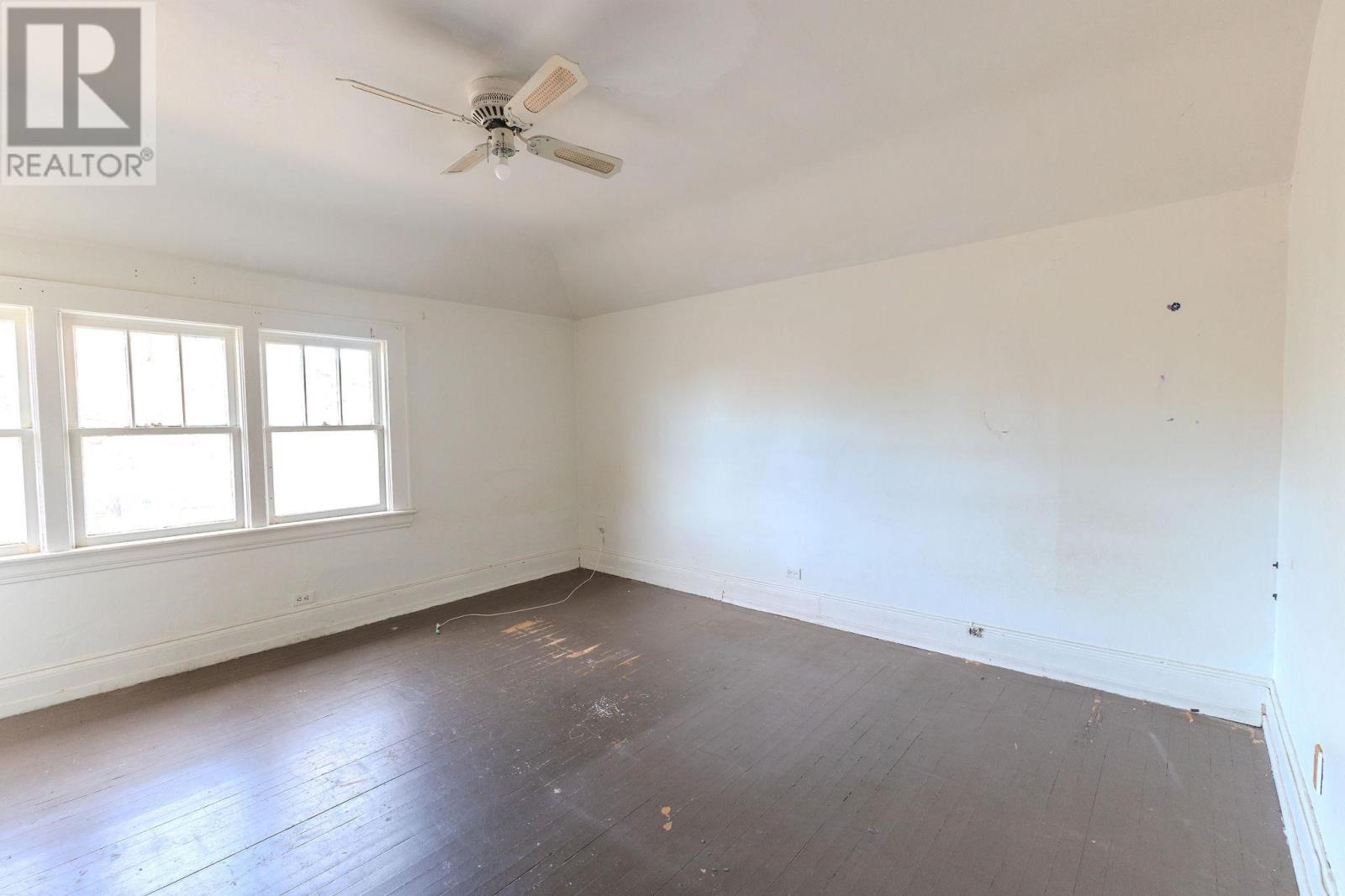 184 Elgin St, Sault Ste. Marie, Ontario  P6A 2Z1 - Photo 22 - SM253148