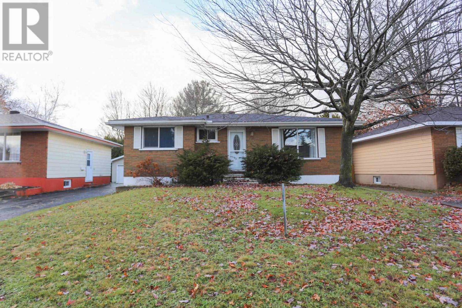 65 Wayne Ct, Sault Ste. Marie, Ontario  P6A 4S5 - Photo 40 - SM253305