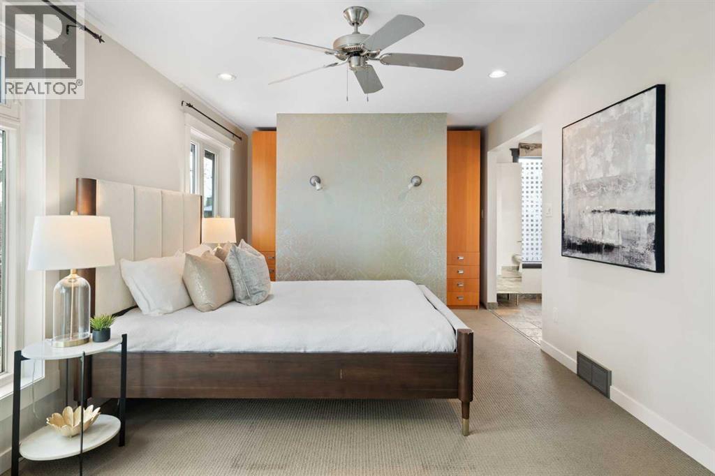 211 Coach Side Road Sw, Calgary, Alberta  T3H 1L6 - Photo 21 - A2273632