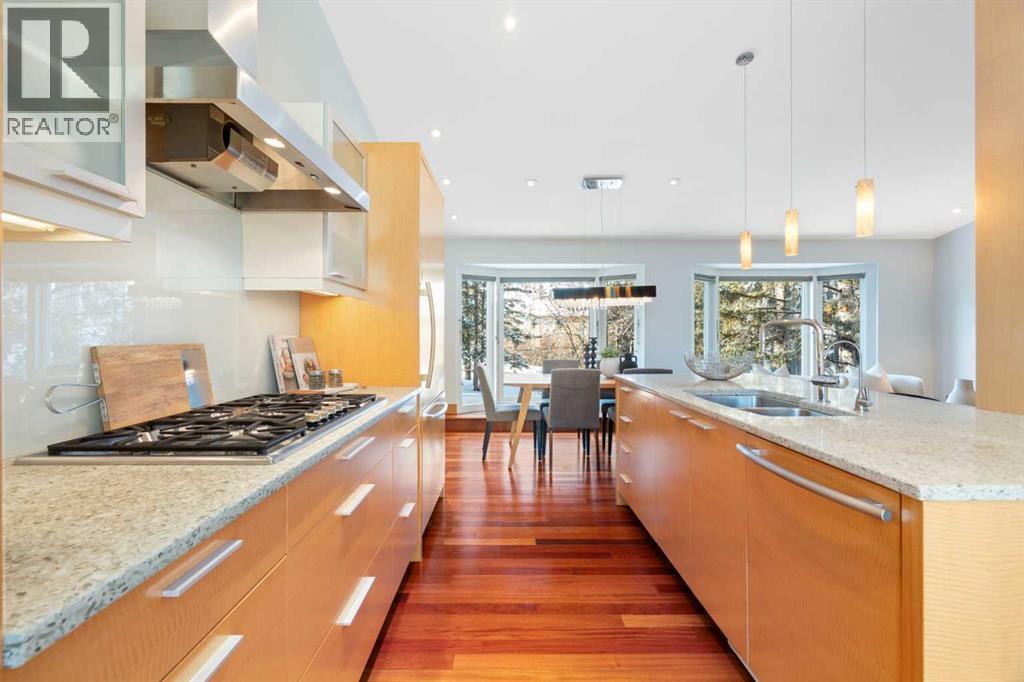 211 Coach Side Road Sw, Calgary, Alberta  T3H 1L6 - Photo 13 - A2273632