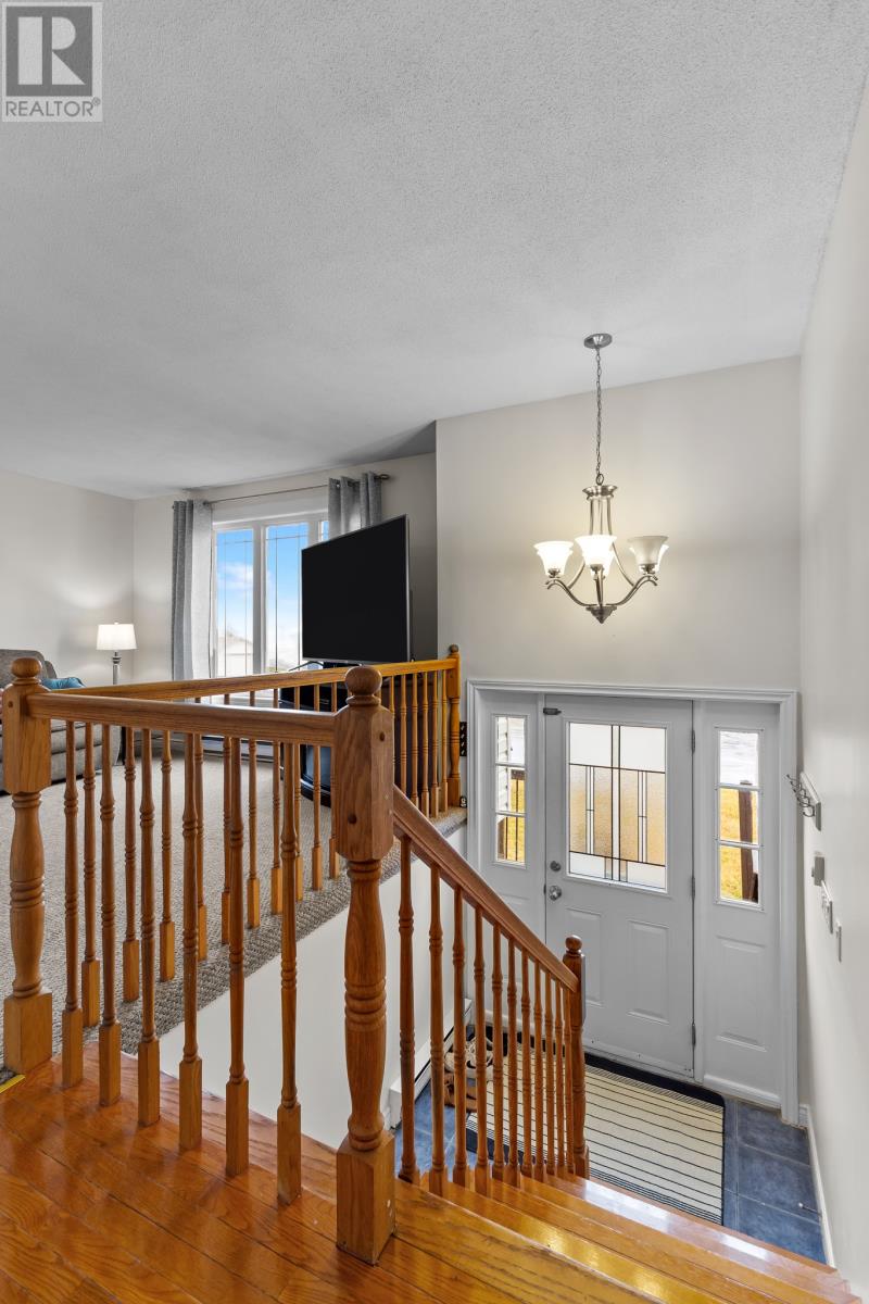 7 Aspenwood Place, Mount Pearl, Newfoundland & Labrador  A1K 3K7 - Photo 3 - 1293140