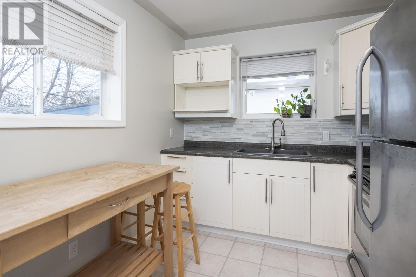 1332 Wallbridge Ave, Thunder Bay, Ontario  P7E 3K8 - Photo 20 - TB253516