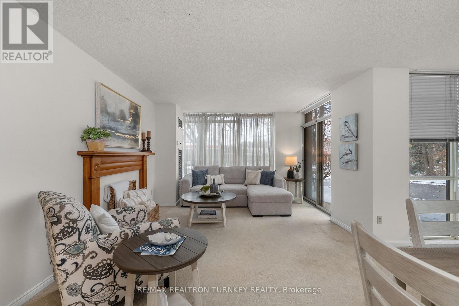 114 - 14924 Yonge Street, Aurora, Ontario  L4G 6H7 - Photo 2 - N12598730