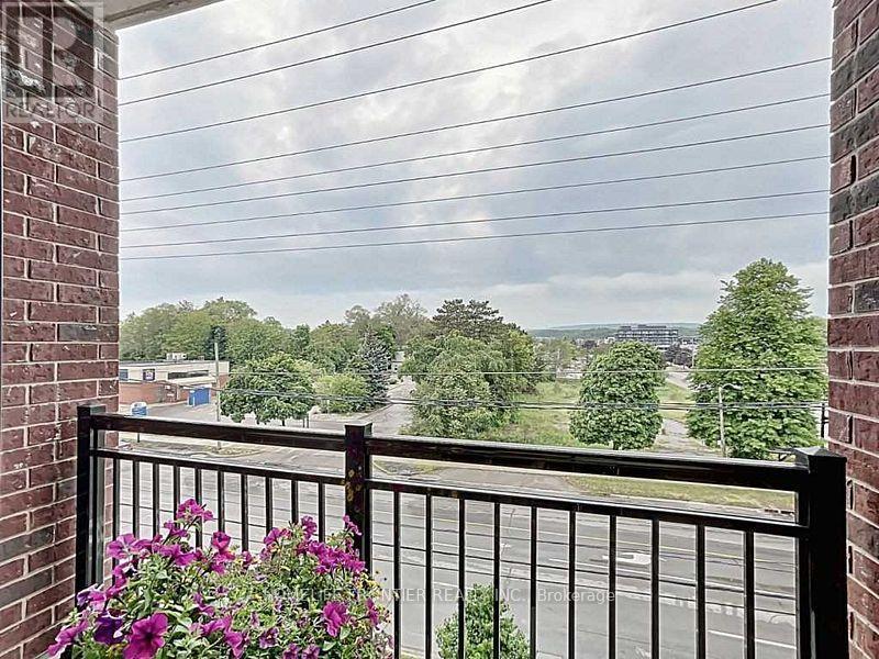 304 - 34 Plains Road E, Burlington, Ontario  L7T 0B9 - Photo 18 - W12589866