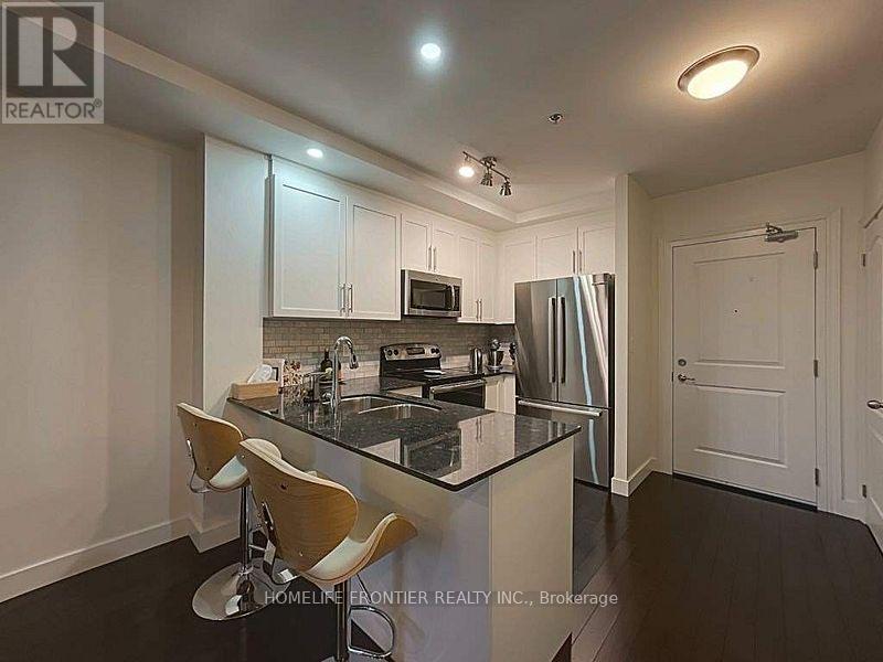 304 - 34 Plains Road E, Burlington, Ontario  L7T 0B9 - Photo 8 - W12589866