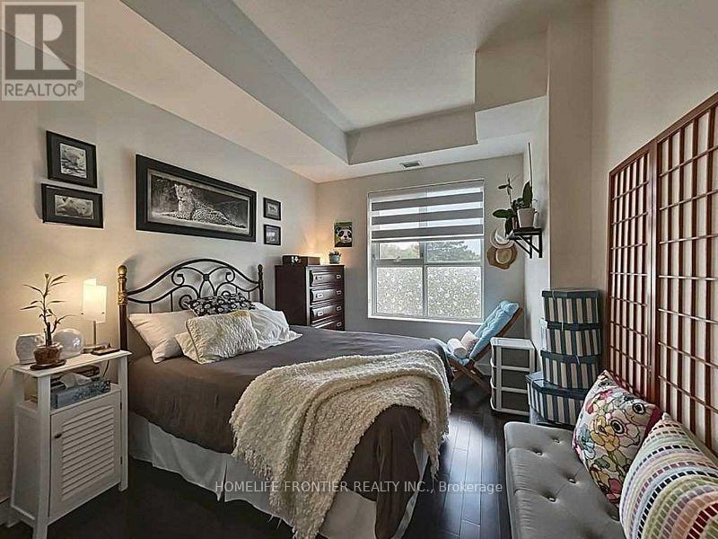 304 - 34 Plains Road E, Burlington, Ontario  L7T 0B9 - Photo 13 - W12589854