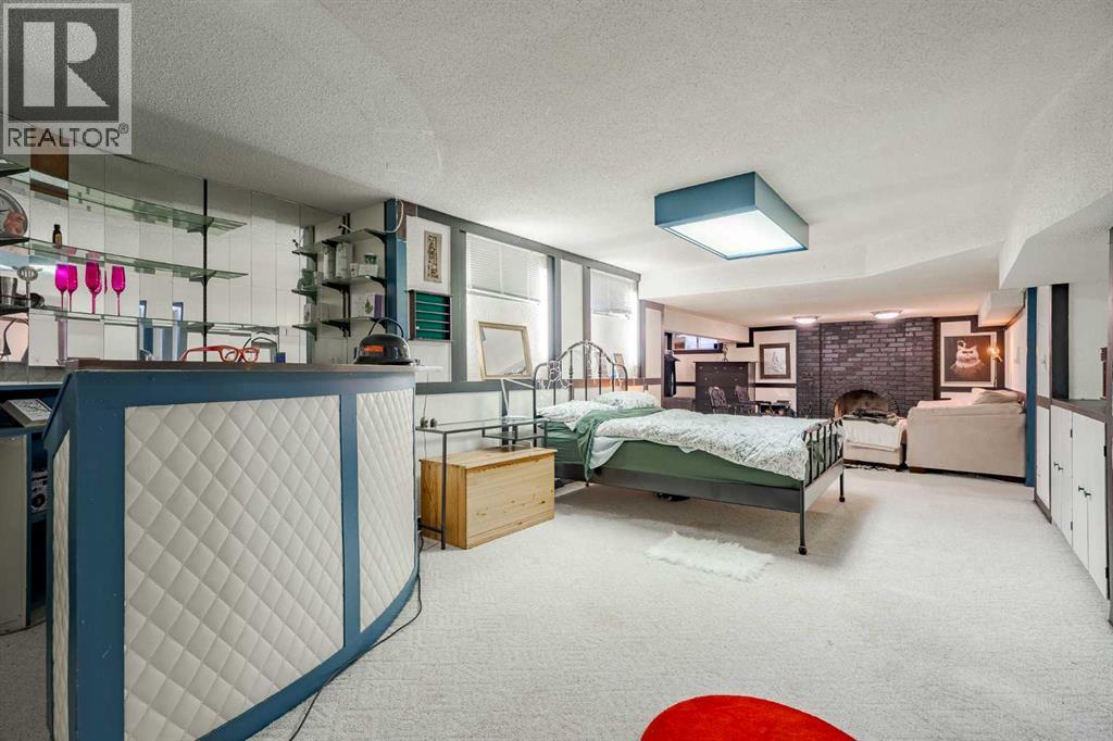 2427 Deer Side Drive, Calgary, Alberta  T2J 5L7 - Photo 32 - A2271544