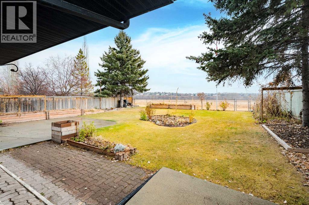 2427 Deer Side Drive, Calgary, Alberta  T2J 5L7 - Photo 37 - A2271544