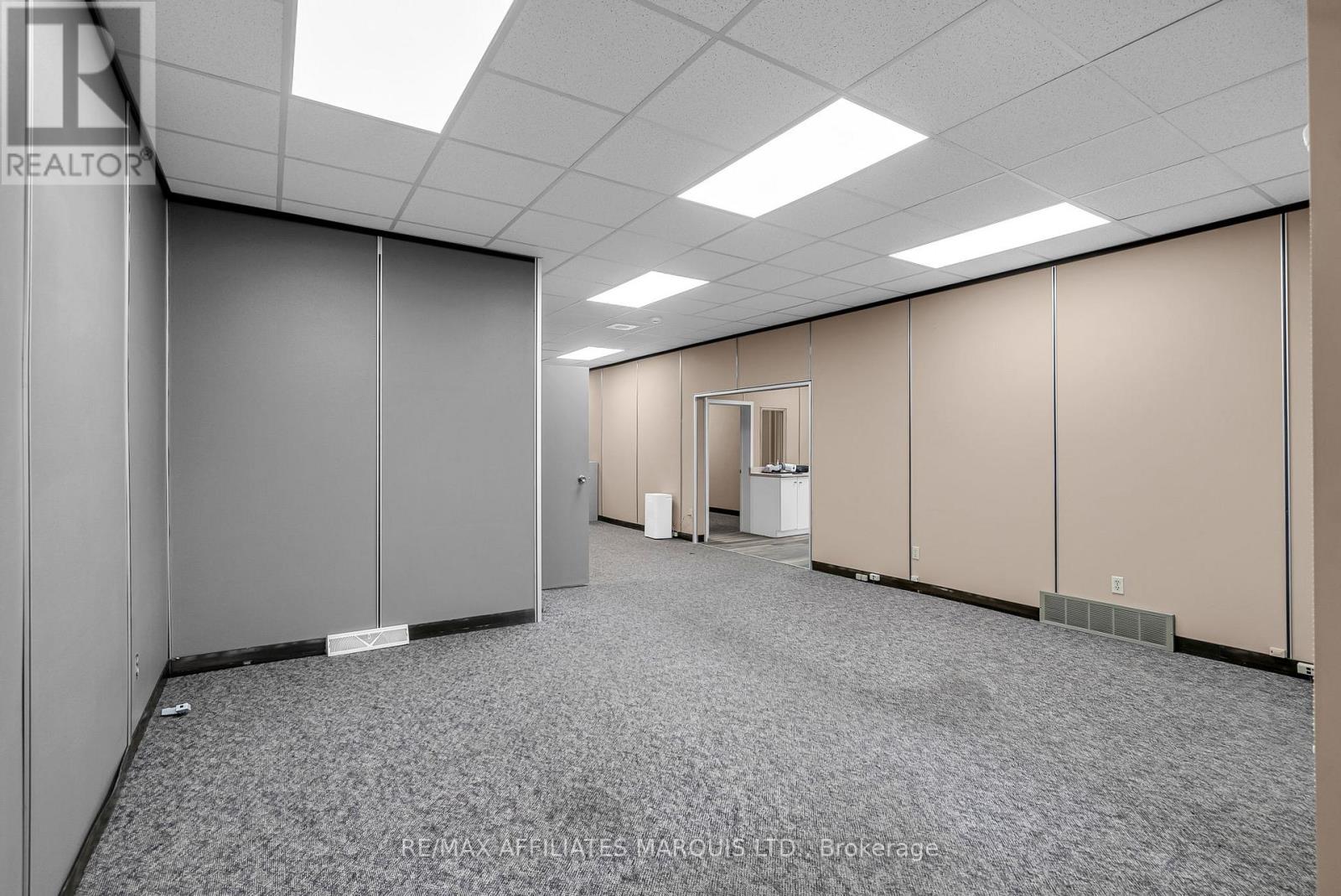 111 Montreal Road, Cornwall, Ontario  K6H 1B2 - Photo 9 - X12304456