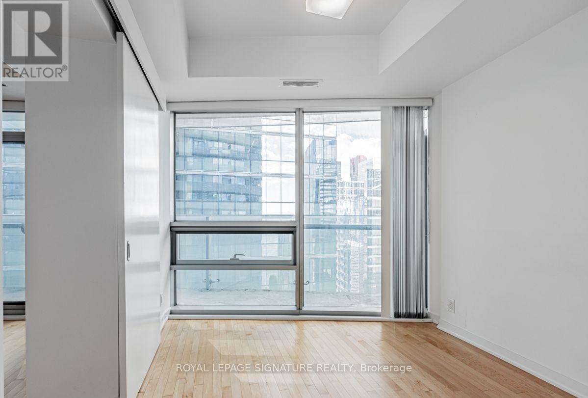 3510 - 14 York Street, Toronto, Ontario  M5J 0B1 - Photo 8 - C12612326