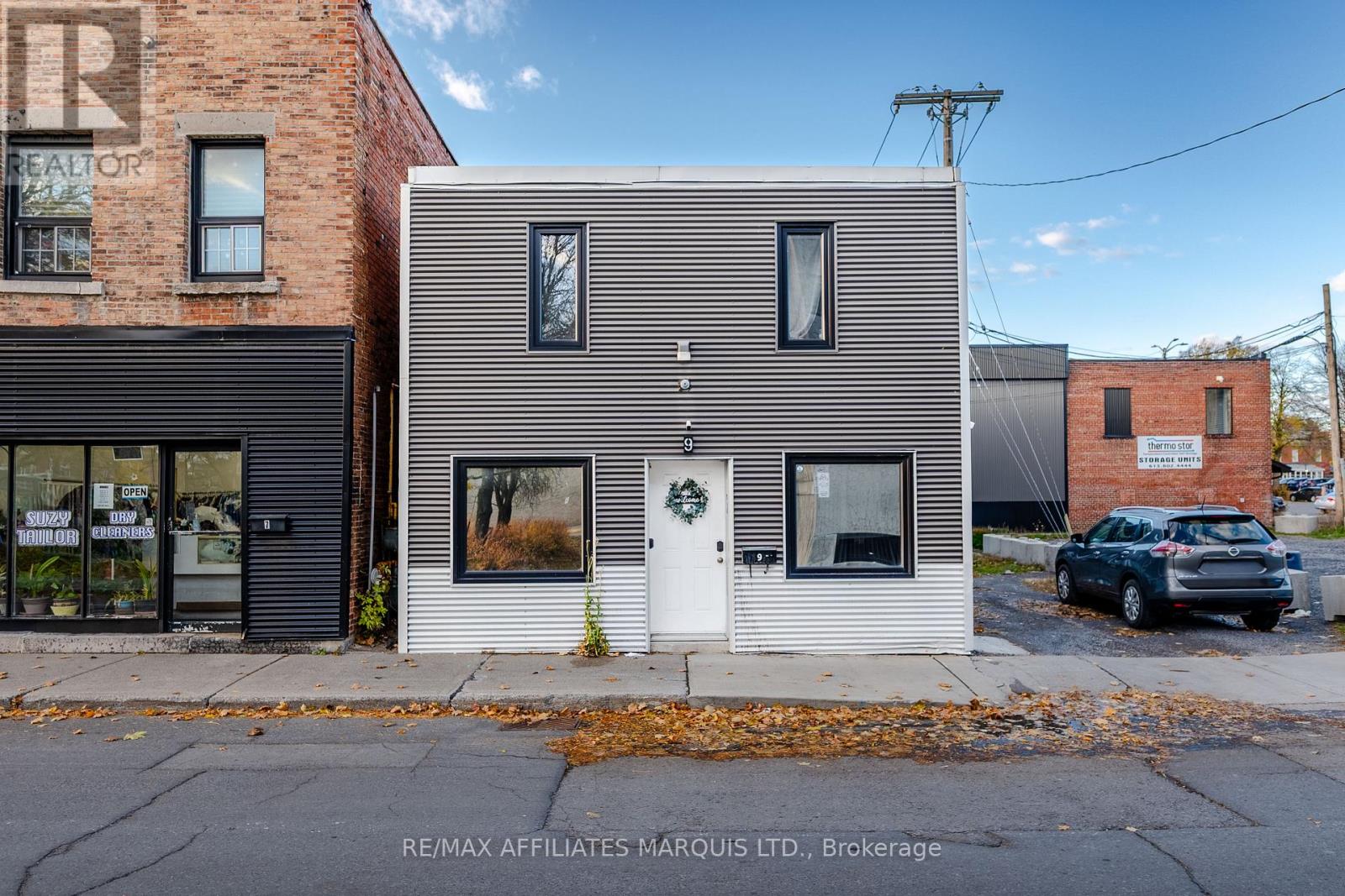 9 FIRST STREET E, Cornwall, Ontario