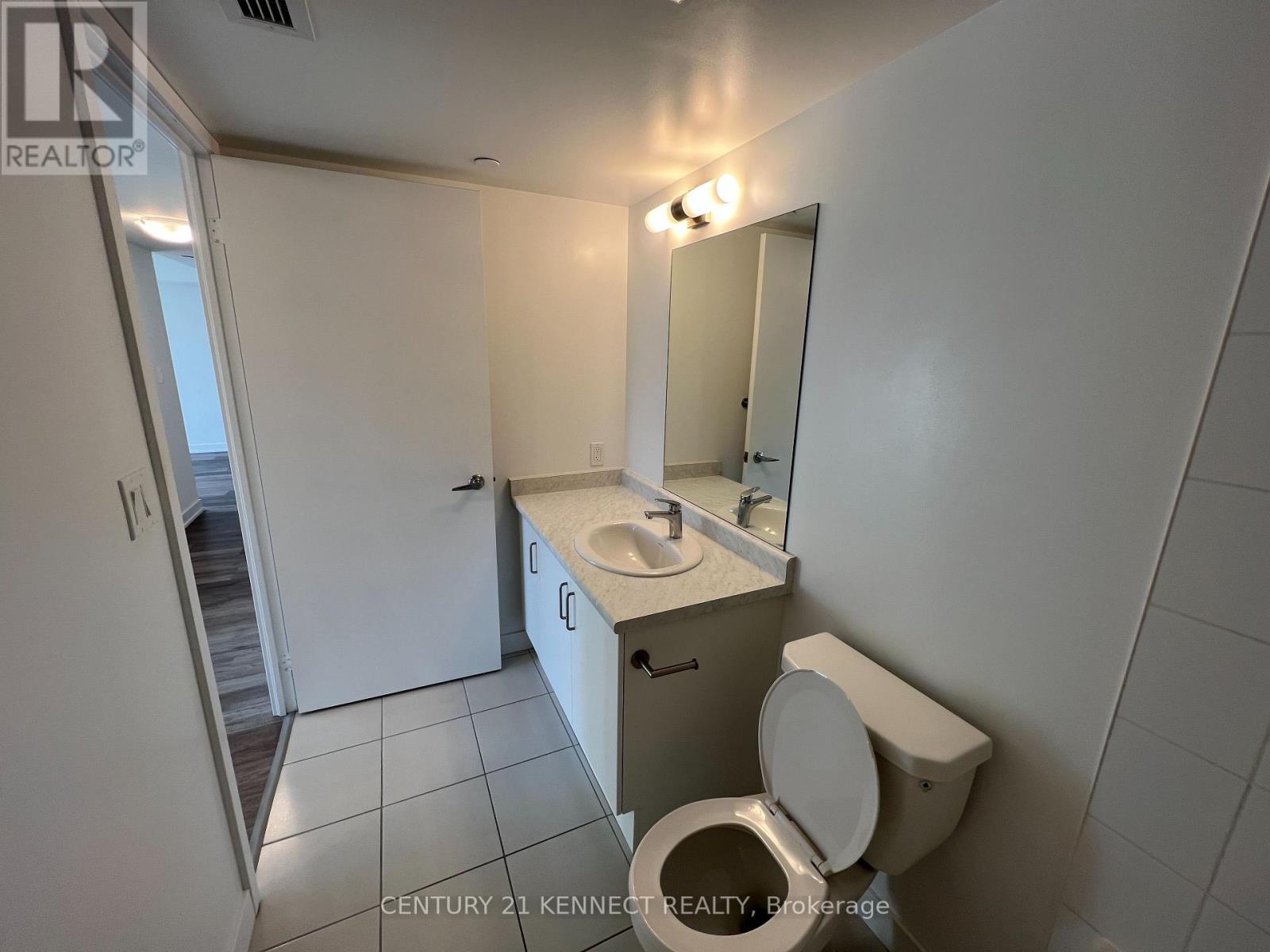 804r - 231 College Street, Toronto, Ontario  M5T 1R4 - Photo 15 - C12612338
