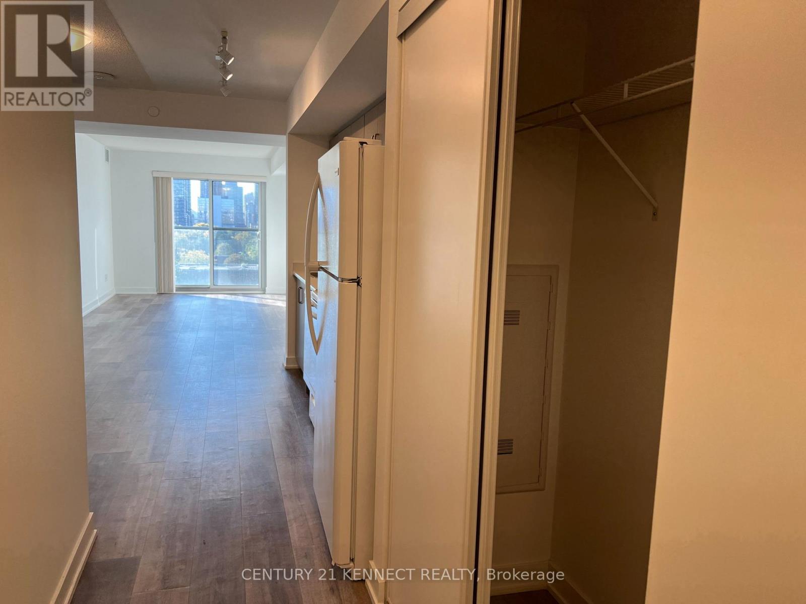 804r - 231 College Street, Toronto, Ontario  M5T 1R4 - Photo 26 - C12612338