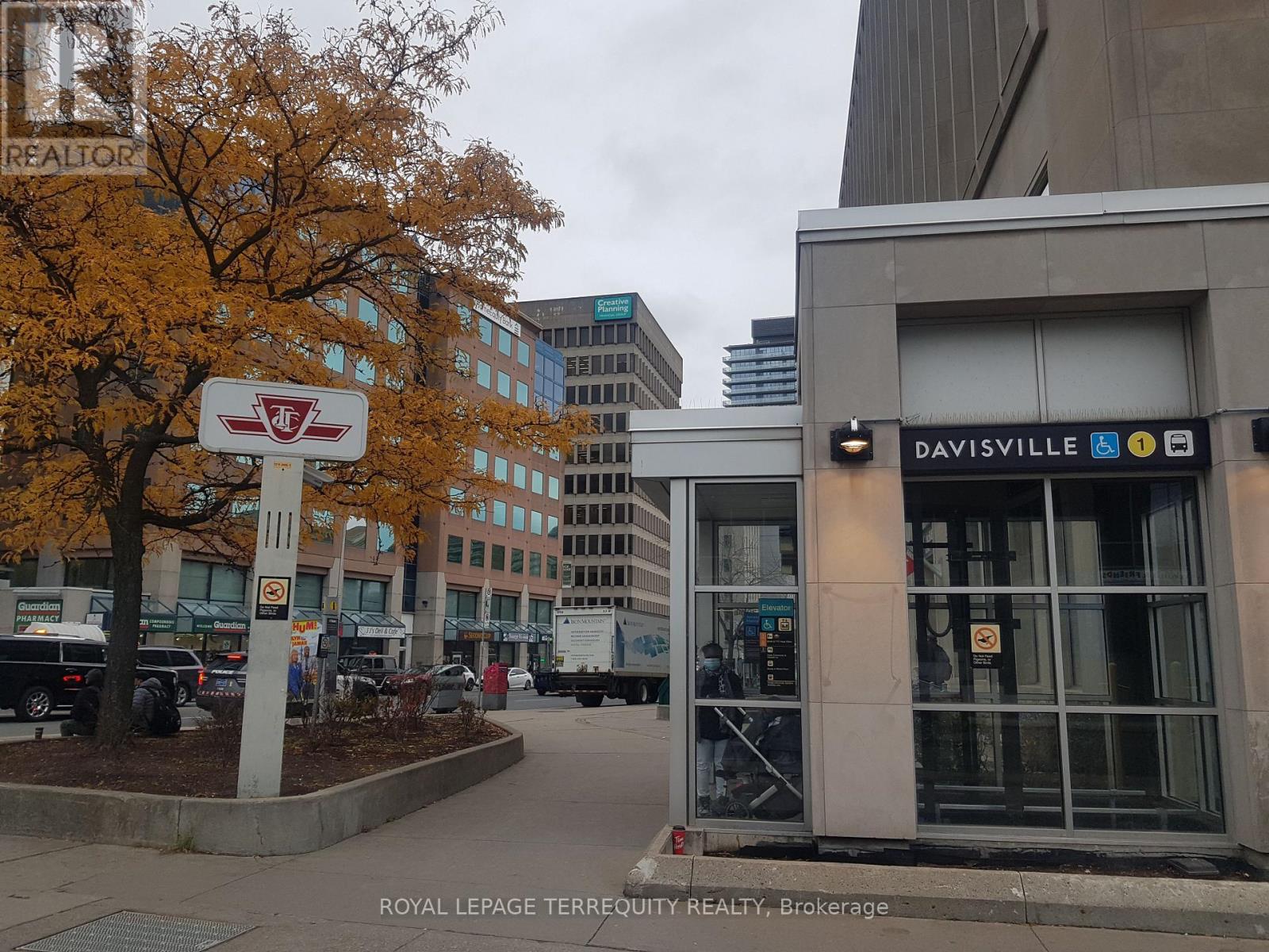 1046 - 139 Merton Street, Toronto, Ontario  M4S 3G7 - Photo 18 - C12612346