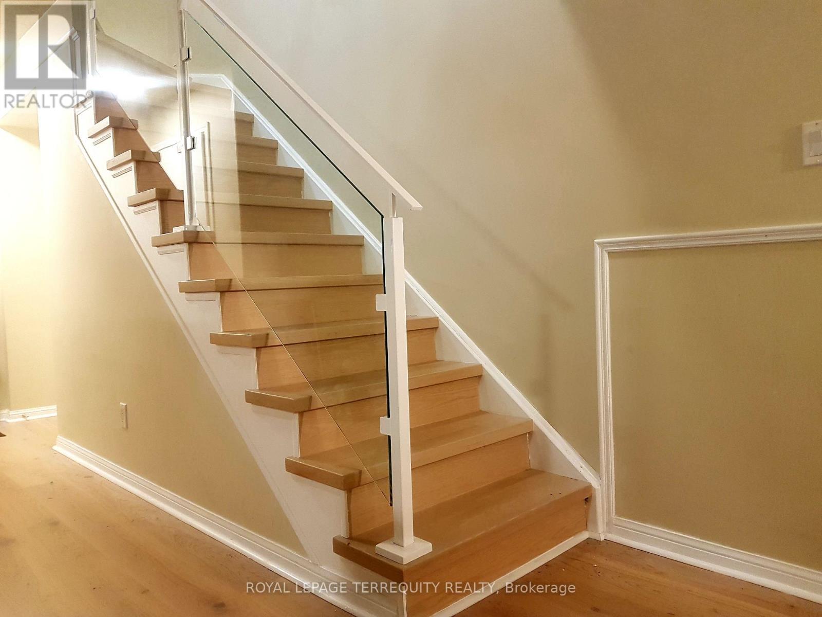 1046 - 139 Merton Street, Toronto, Ontario  M4S 3G7 - Photo 9 - C12612346