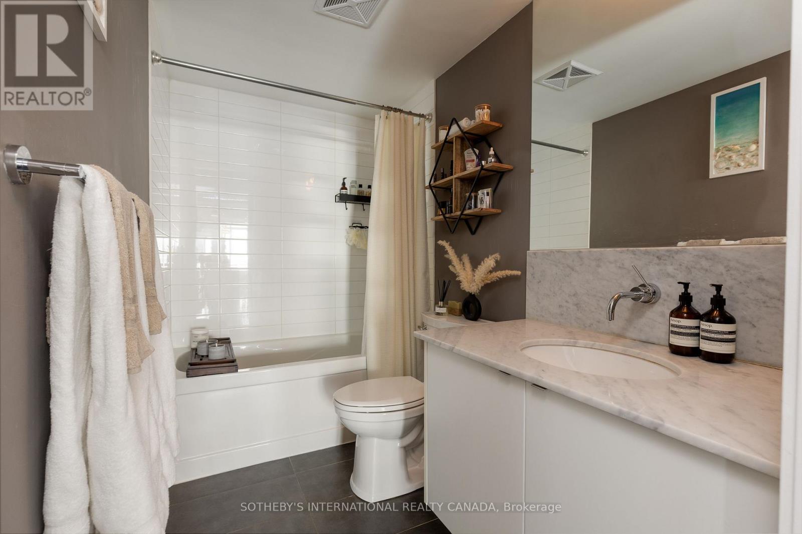 704 - 59 East Liberty Street, Toronto, Ontario  M6K 3R1 - Photo 13 - C12612408