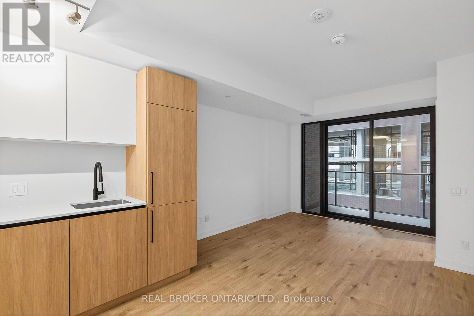 313 - 35 PARLIAMENT STREET, Toronto, Ontario