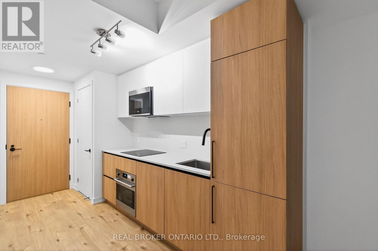 313 - 35 Parliament Street, Toronto, Ontario  M5A 2Y2 - Photo 10 - C12612410