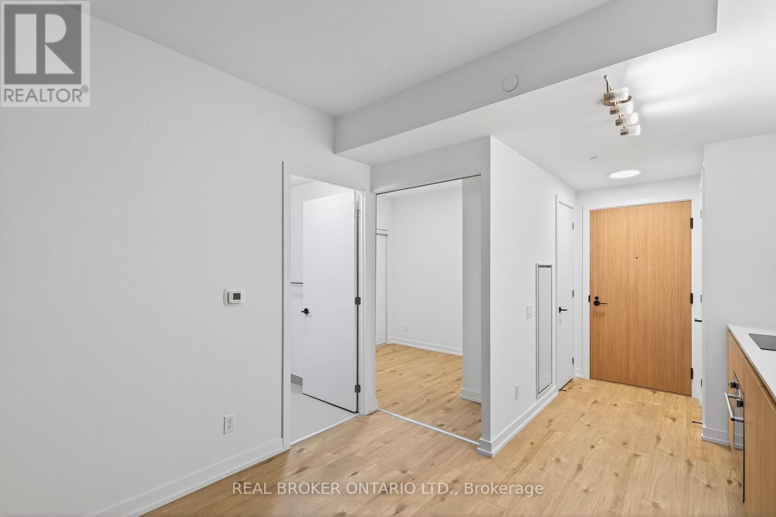 313 - 35 Parliament Street, Toronto, Ontario  M5A 2Y2 - Photo 5 - C12612410