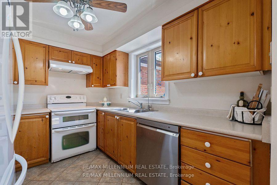 759 Chestnut Street, Innisfil, Ontario  L9S 2H8 - Photo 30 - N12601094