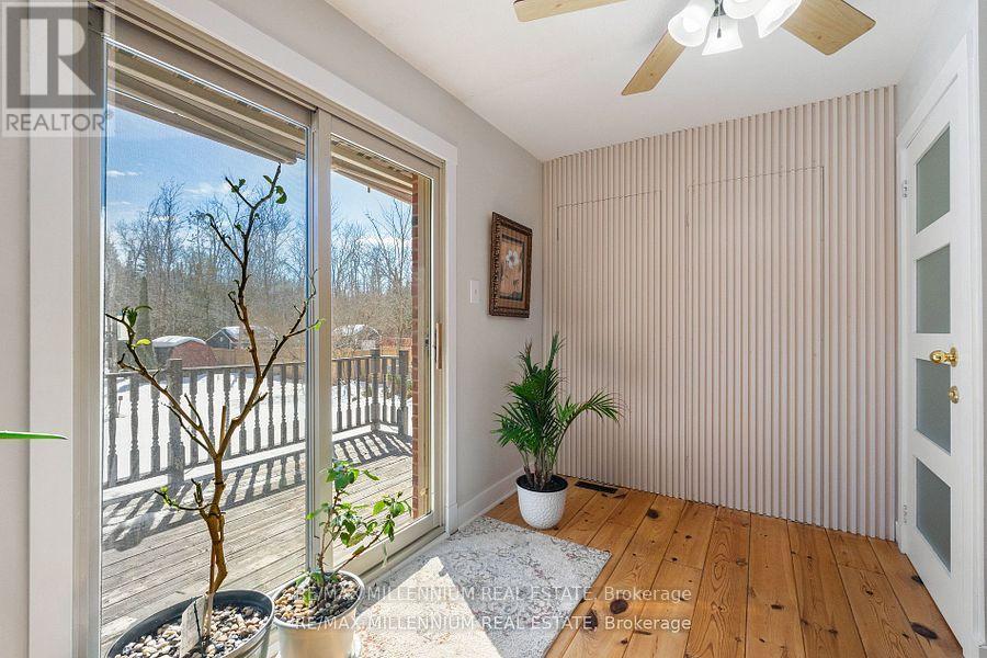 759 Chestnut Street, Innisfil, Ontario  L9S 2H8 - Photo 4 - N12601094