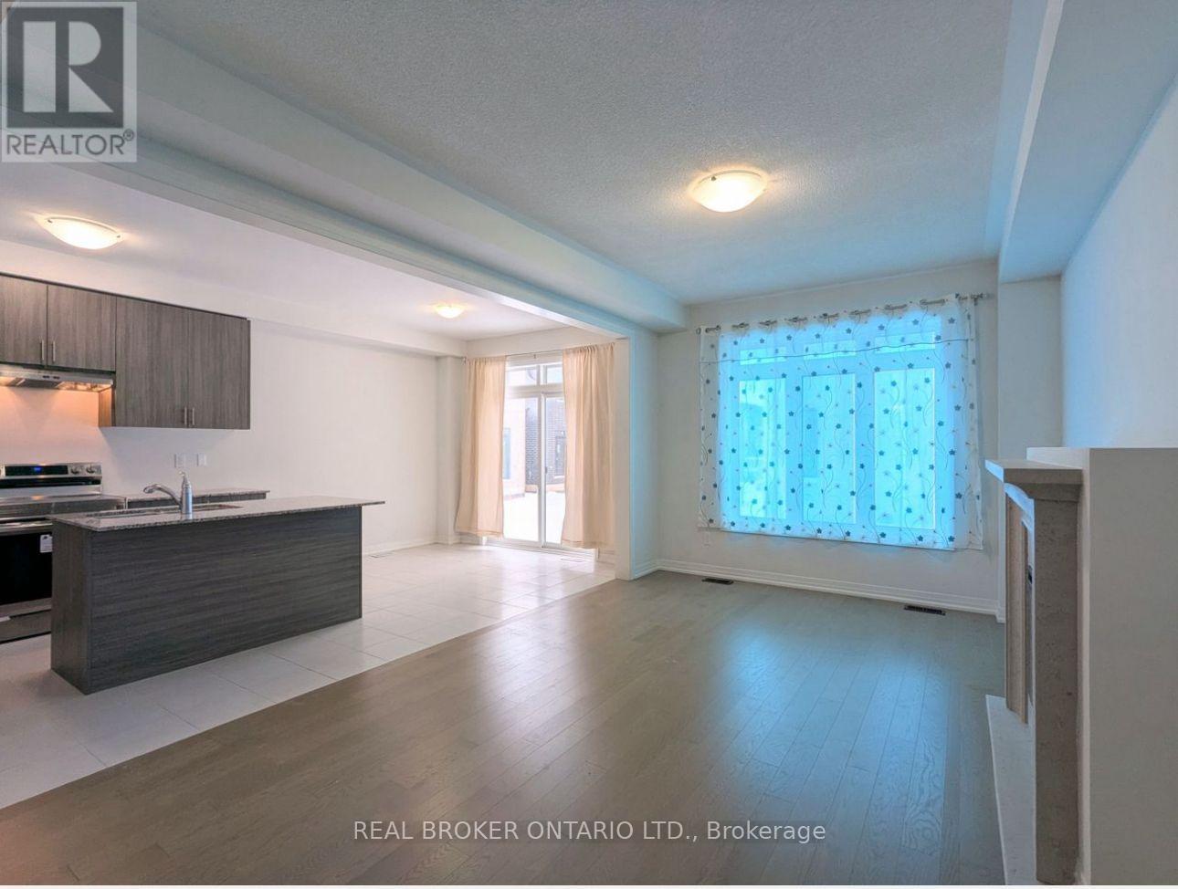 1061 Pisces Trail, Pickering, Ontario  L1X 0P7 - Photo 2 - E12612336