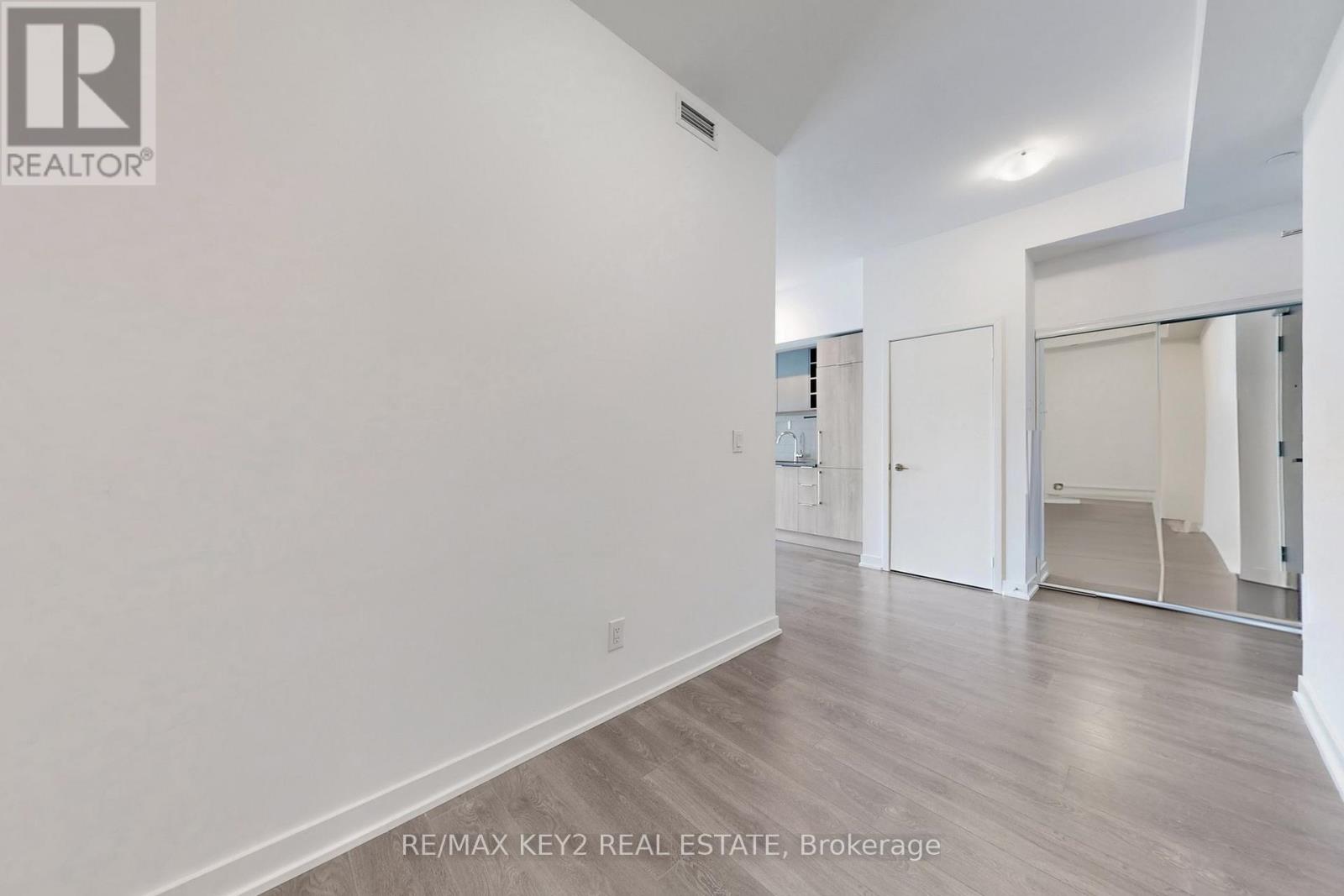 1901 - 2033 Kennedy Road, Toronto (Agincourt South-Malvern West), Ontario  M1T 0B9 - Photo 14 - E12612352