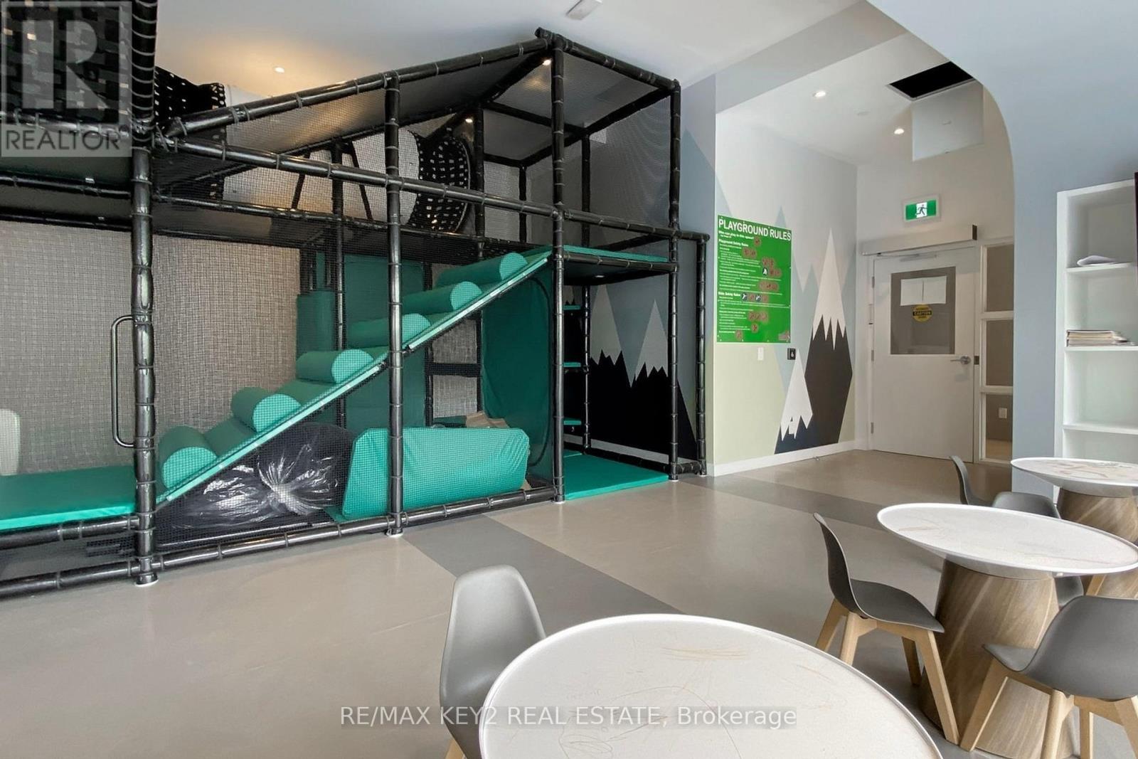 1901 - 2033 Kennedy Road, Toronto (Agincourt South-Malvern West), Ontario  M1T 0B9 - Photo 38 - E12612352