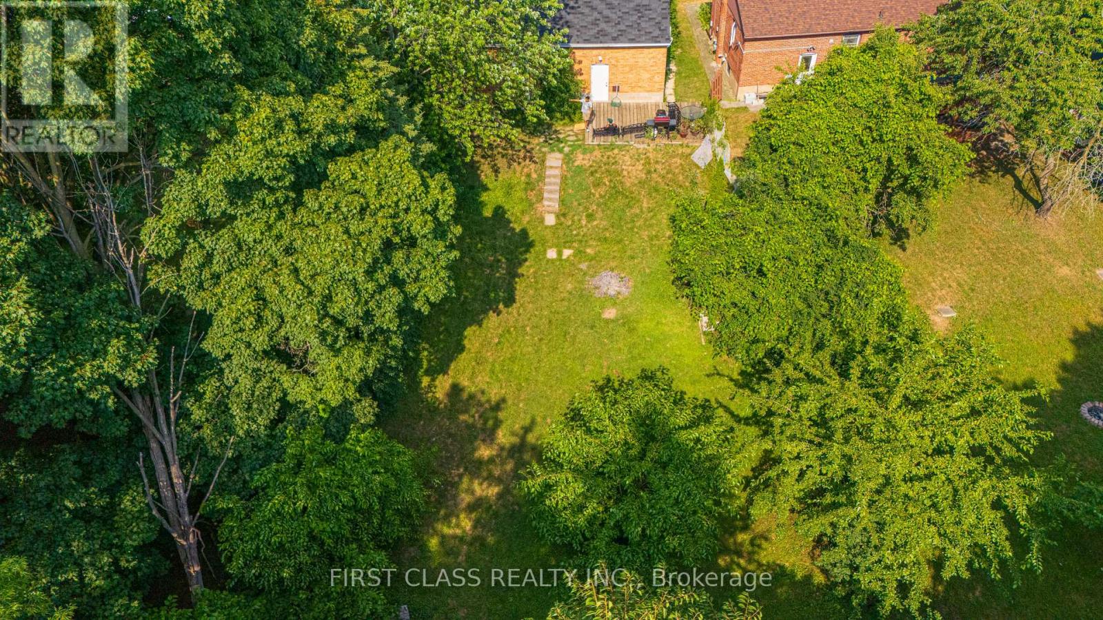 22 Hopecrest Crescent, Toronto, Ontario  M1K 2K4 - Photo 12 - E12612380