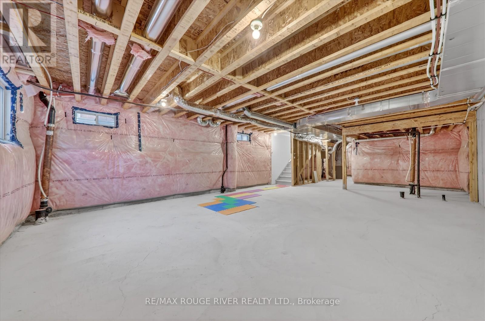 124 Laing Drive, Whitby, Ontario  L1P 0N5 - Photo 32 - E12612390