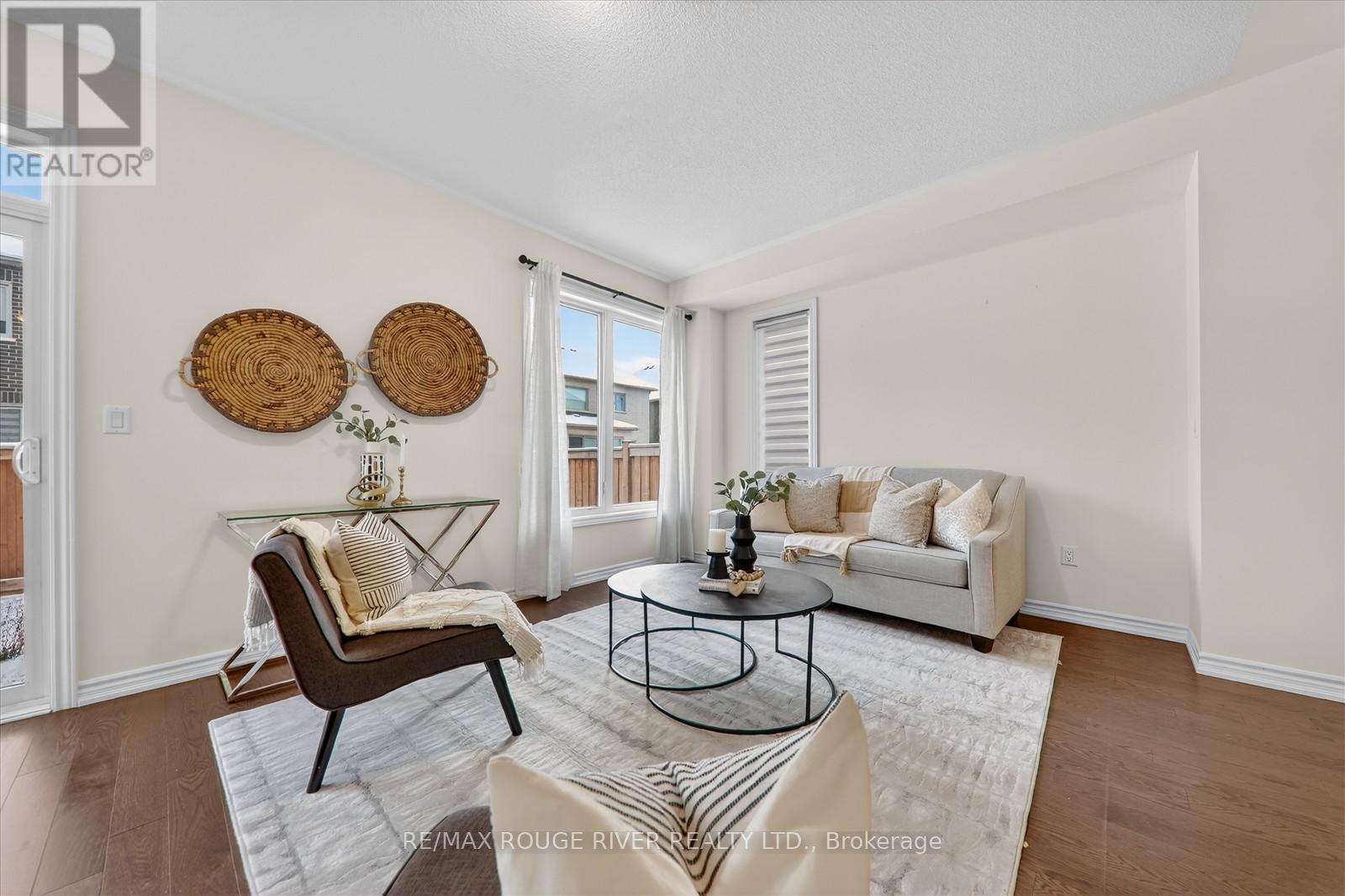 124 Laing Drive, Whitby, Ontario  L1P 0N5 - Photo 8 - E12612390