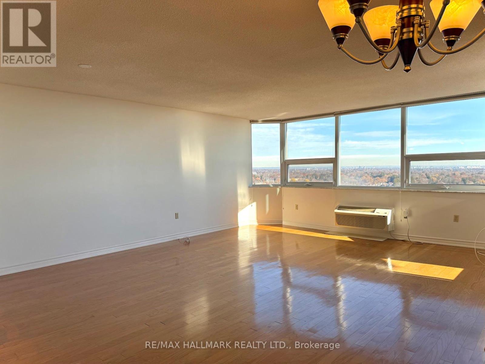 1801 - 121 Ling Road, Toronto, Ontario  M1E 4Y2 - Photo 3 - E12612392