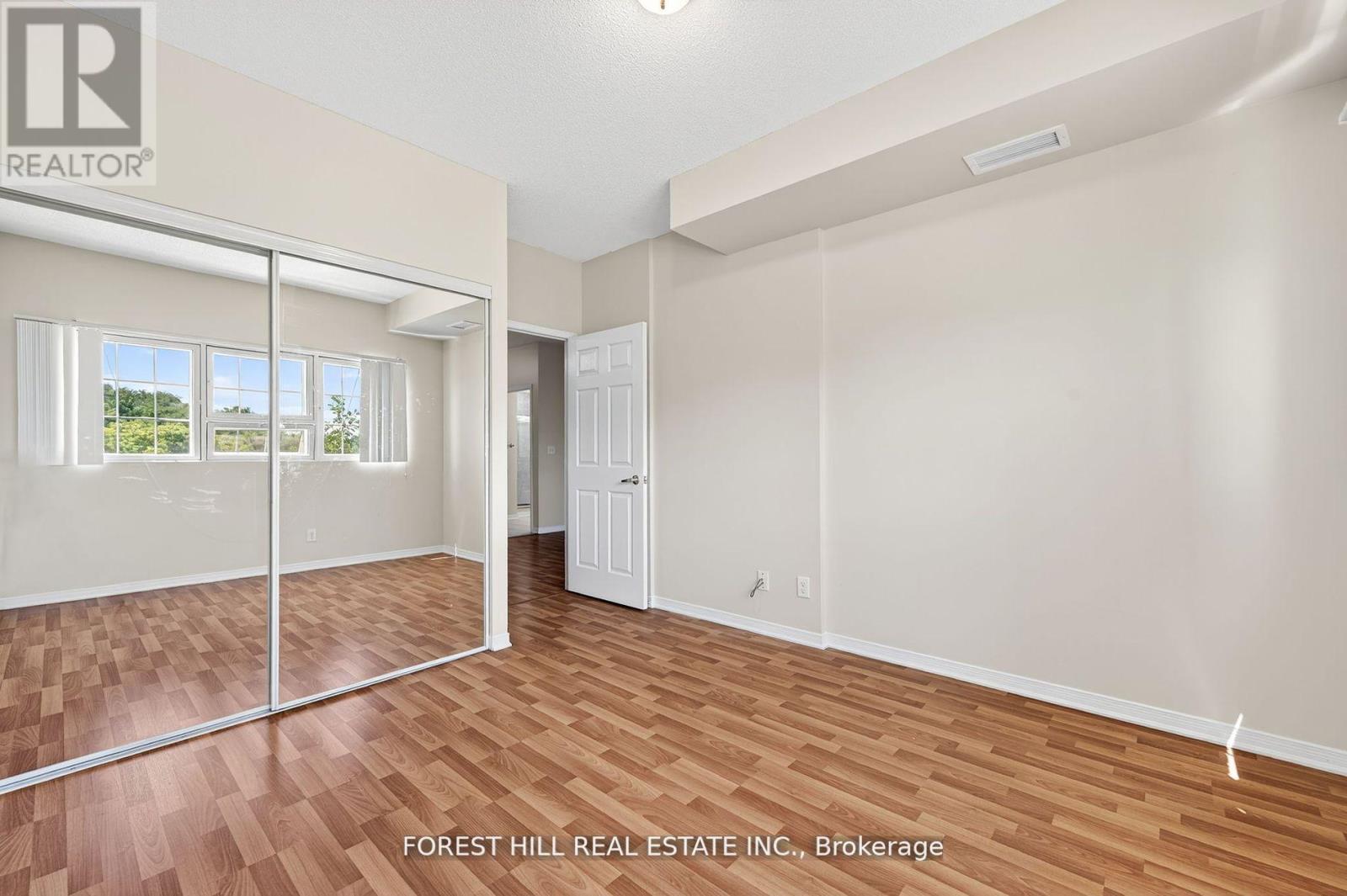 308 - 9451 Jane Street, Vaughan, Ontario  L6A 4H8 - Photo 16 - N12612316