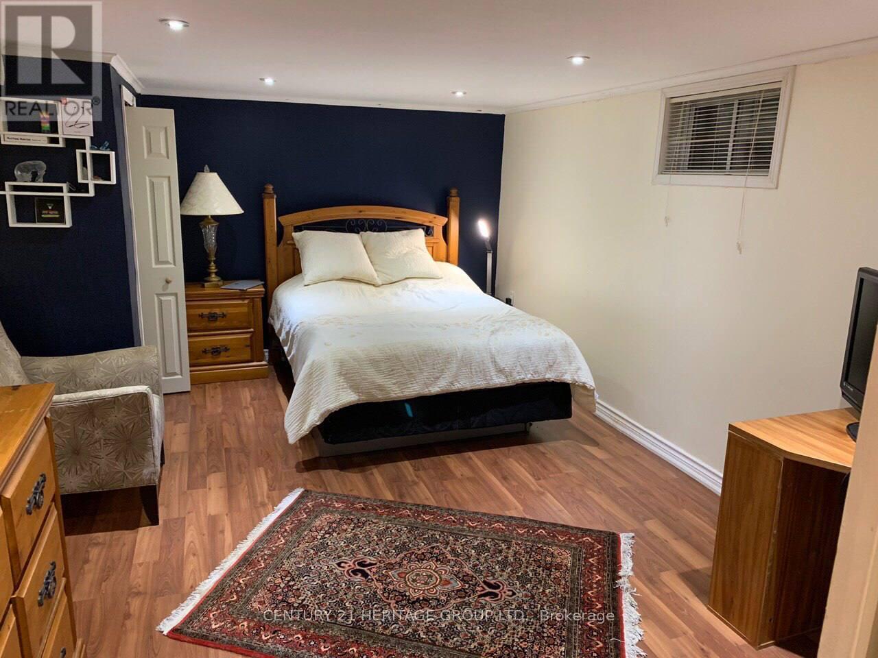 Basement - 26 Richardson Drive, Aurora, Ontario  L4G 1Z1 - Photo 10 - N12612340