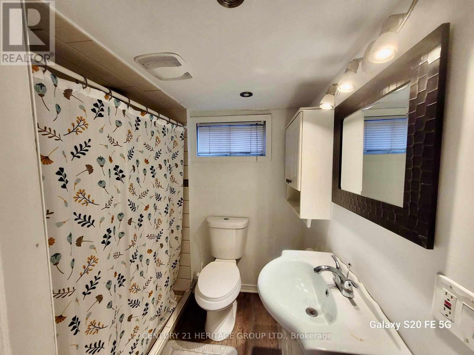 Basement - 26 Richardson Drive, Aurora, Ontario  L4G 1Z1 - Photo 4 - N12612340