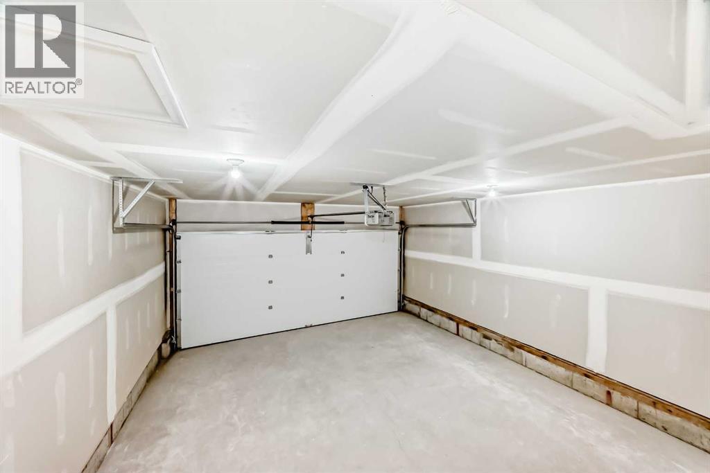 63 Southbow Village Way, Cochrane, Alberta  T4C 3J9 - Photo 44 - A2273096