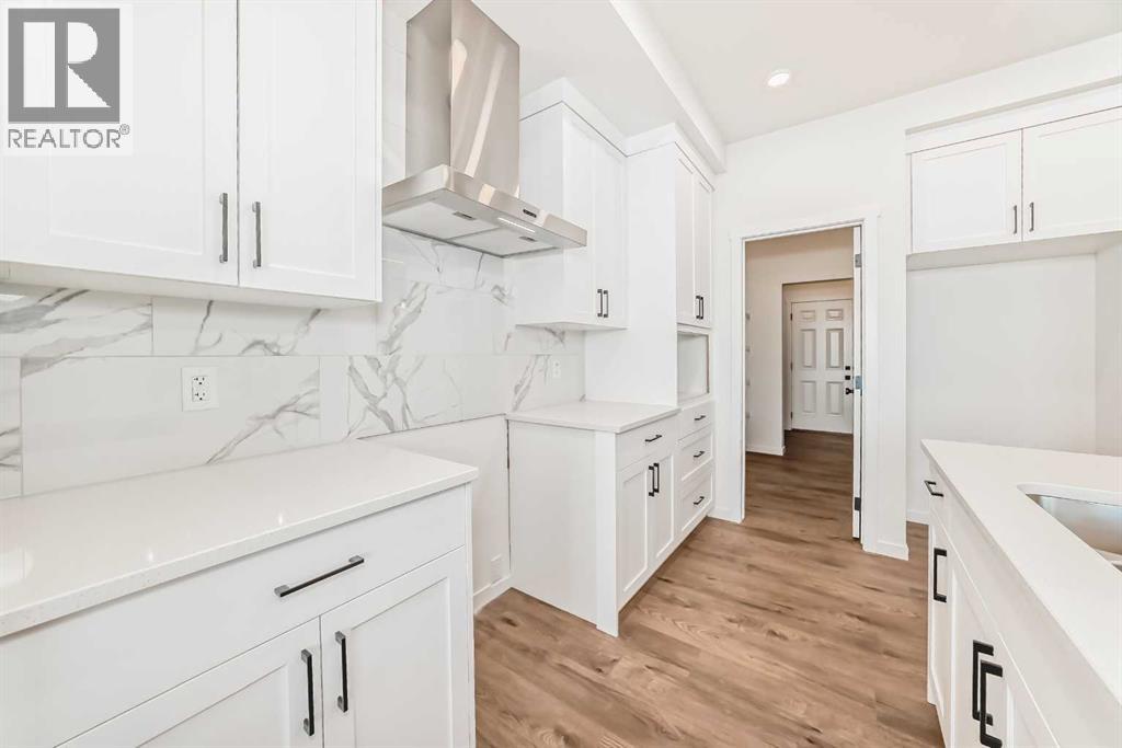 63 Southbow Village Way, Cochrane, Alberta  T4C 3J9 - Photo 5 - A2273096