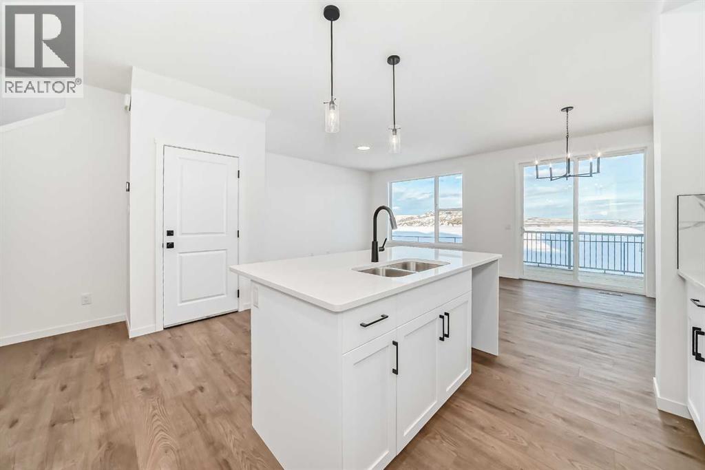 63 Southbow Village Way, Cochrane, Alberta  T4C 3J9 - Photo 6 - A2273096