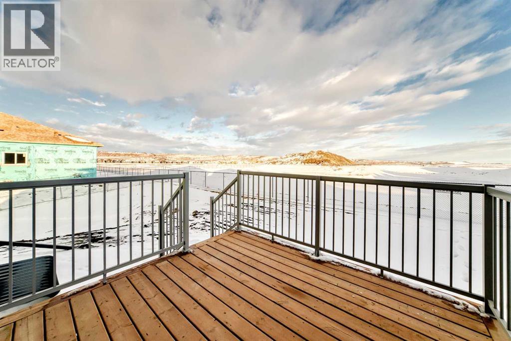 63 Southbow Village Way, Cochrane, Alberta  T4C 3J9 - Photo 40 - A2273096