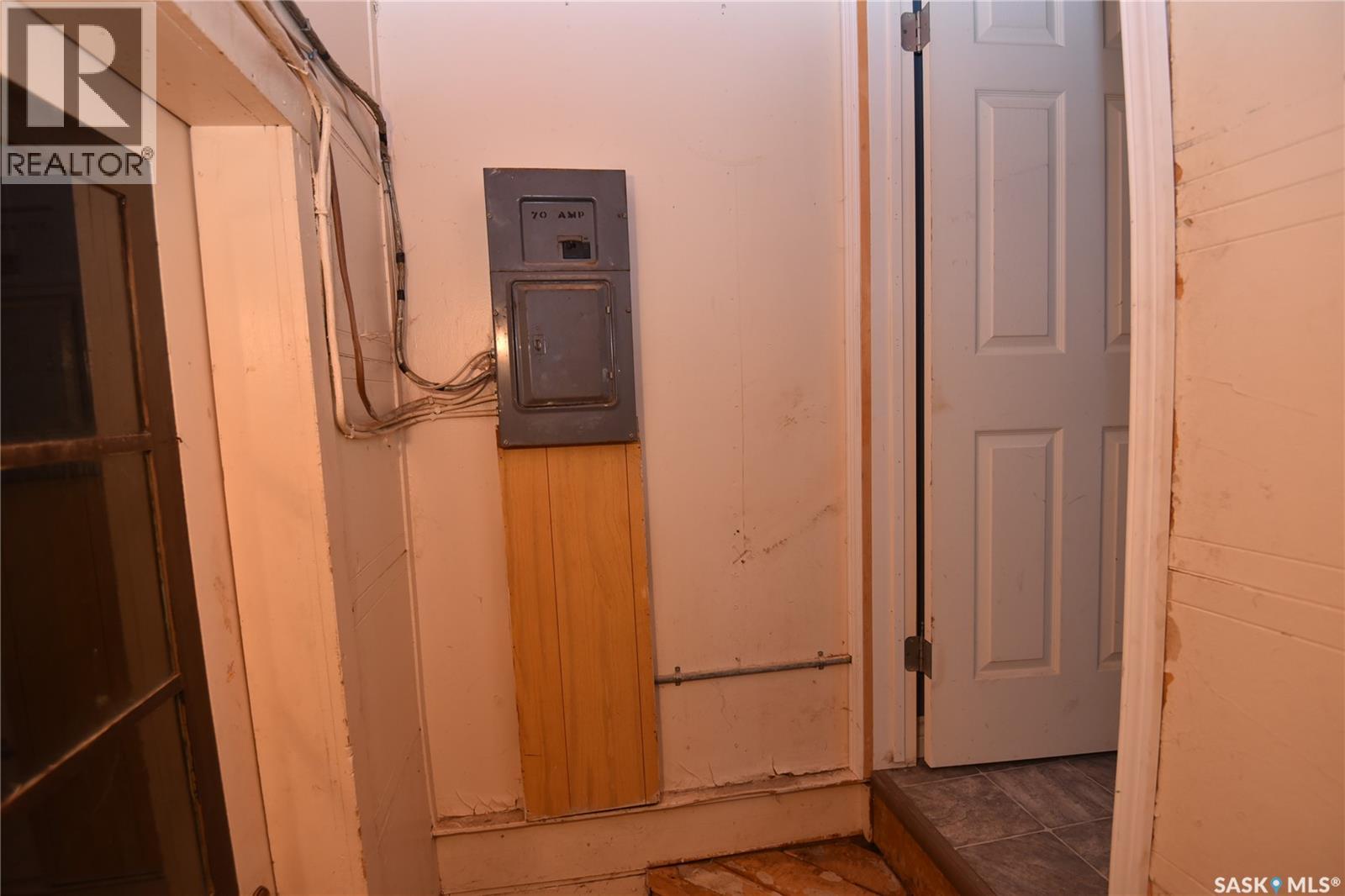 334 7th Avenue W, Nipawin, Saskatchewan  S0E 1E0 - Photo 17 - SK025345