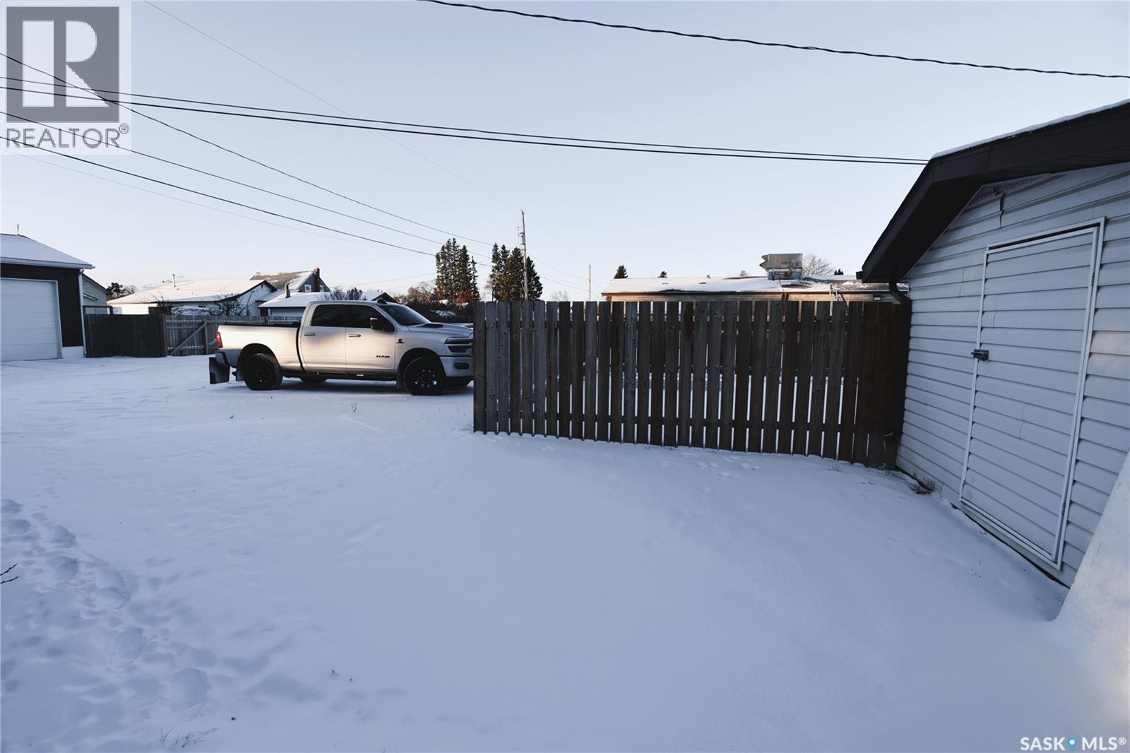 334 7th Avenue W, Nipawin, Saskatchewan  S0E 1E0 - Photo 24 - SK025345