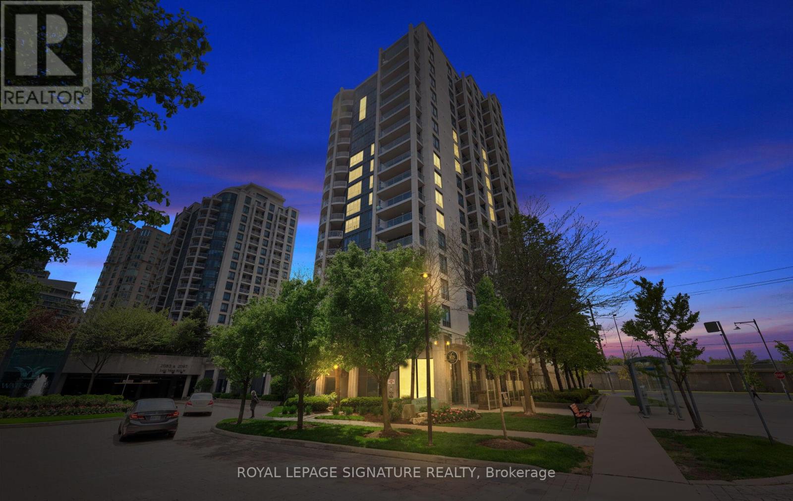 1613 - 2083 Lake Shore Boulevard W, Toronto, Ontario  M8V 4G2 - Photo 2 - W12612328