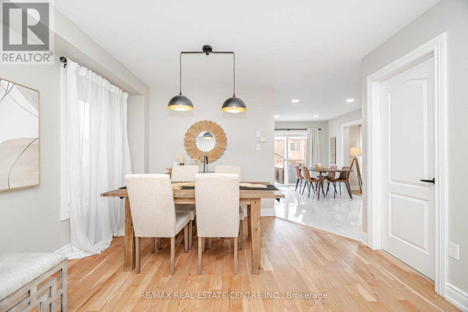 42 Sedgewick Crescent, Brampton, Ontario  L7A 2P7 - Photo 10 - W12612366