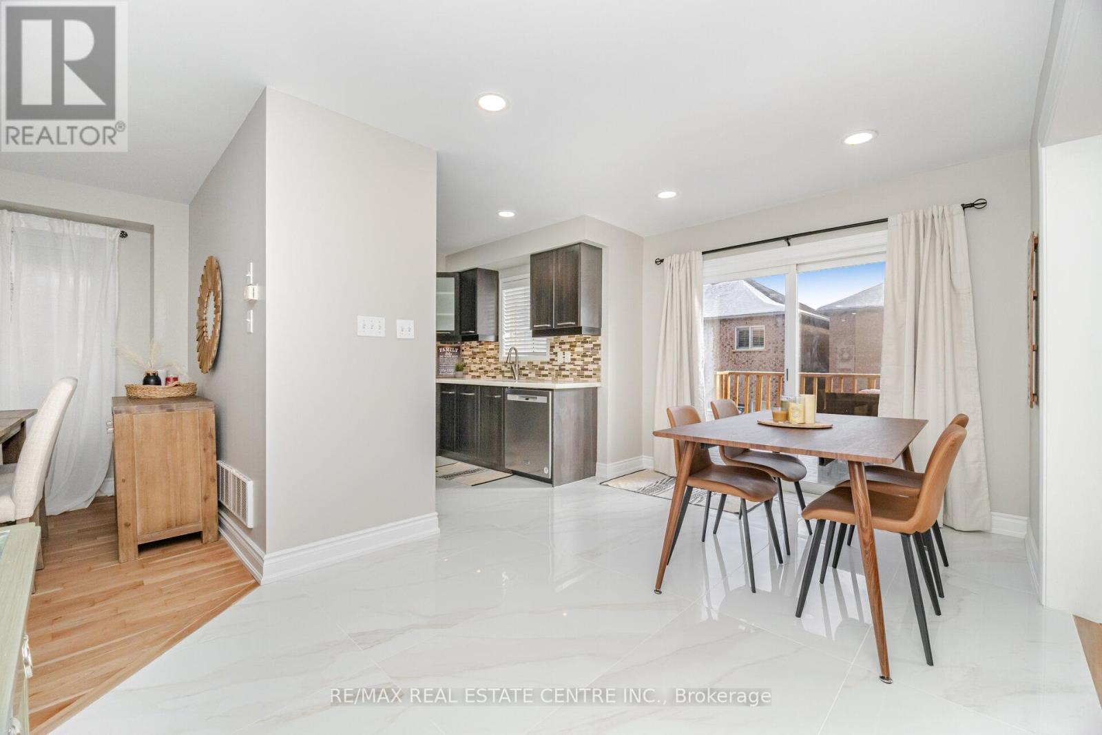 42 Sedgewick Crescent, Brampton, Ontario  L7A 2P7 - Photo 13 - W12612366