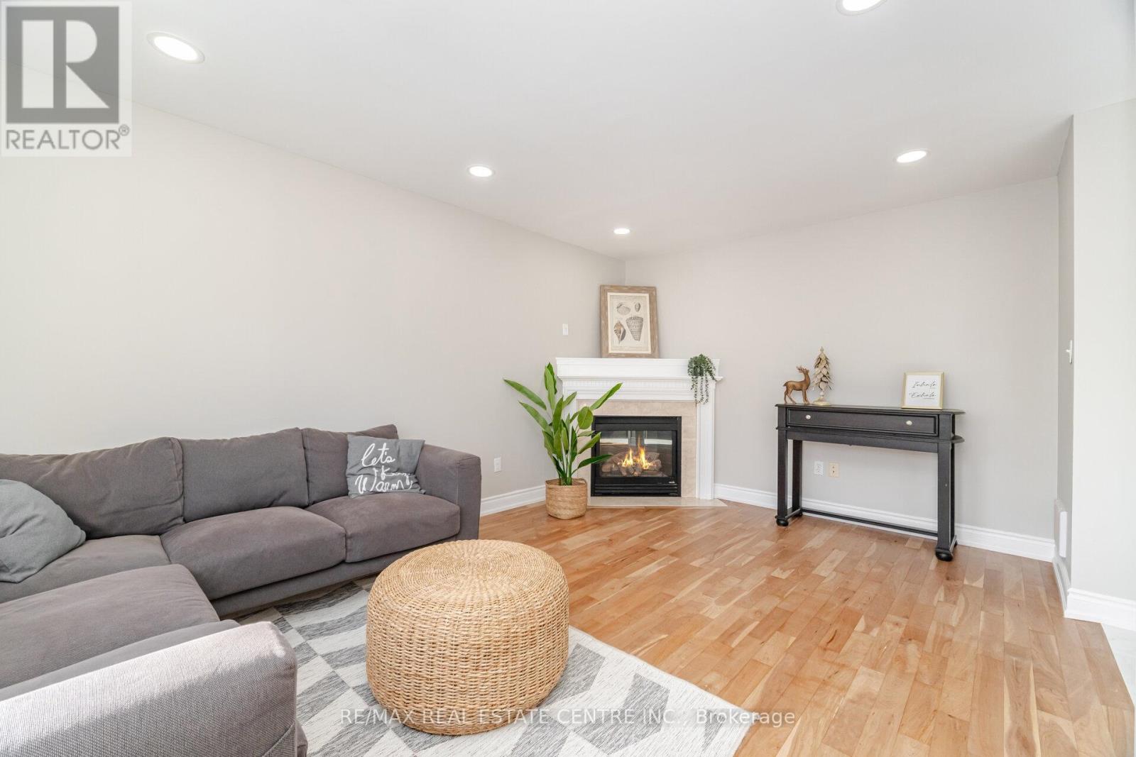 42 Sedgewick Crescent, Brampton, Ontario  L7A 2P7 - Photo 18 - W12612366