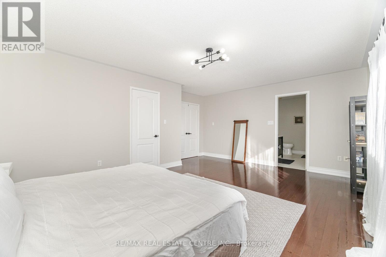 42 Sedgewick Crescent, Brampton, Ontario  L7A 2P7 - Photo 24 - W12612366