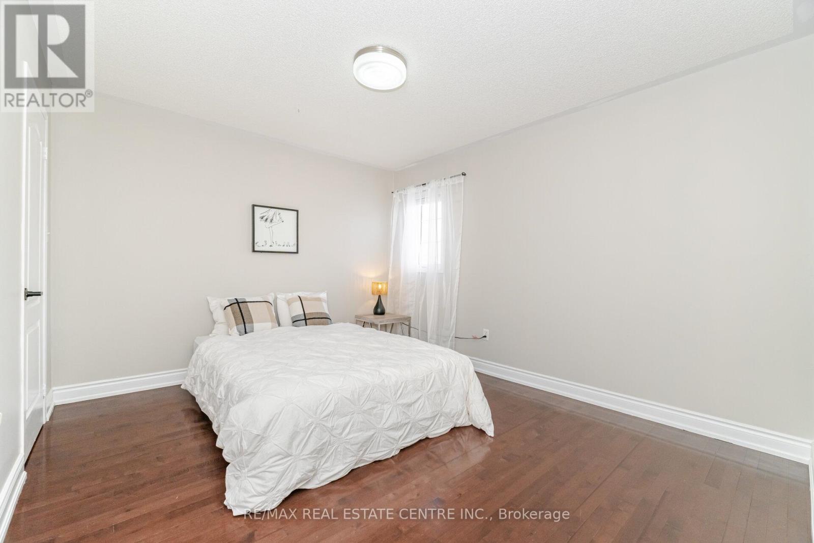 42 Sedgewick Crescent, Brampton, Ontario  L7A 2P7 - Photo 27 - W12612366