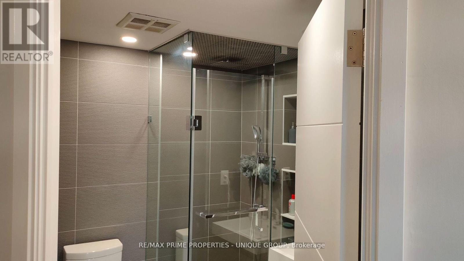 610 - 1 Palace Pier Court, Toronto, Ontario  M8V 3W9 - Photo 15 - W12612386