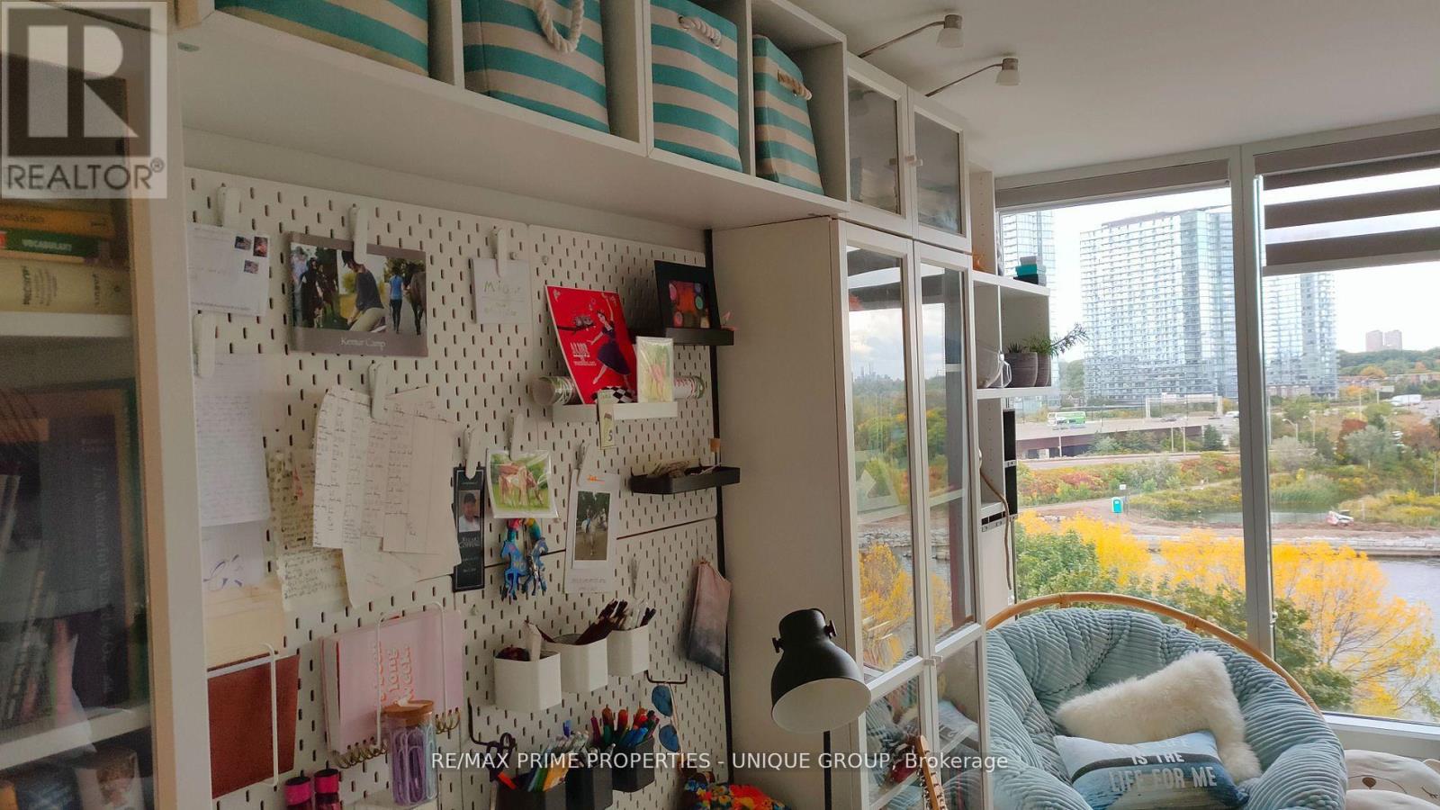 610 - 1 Palace Pier Court, Toronto, Ontario  M8V 3W9 - Photo 25 - W12612386