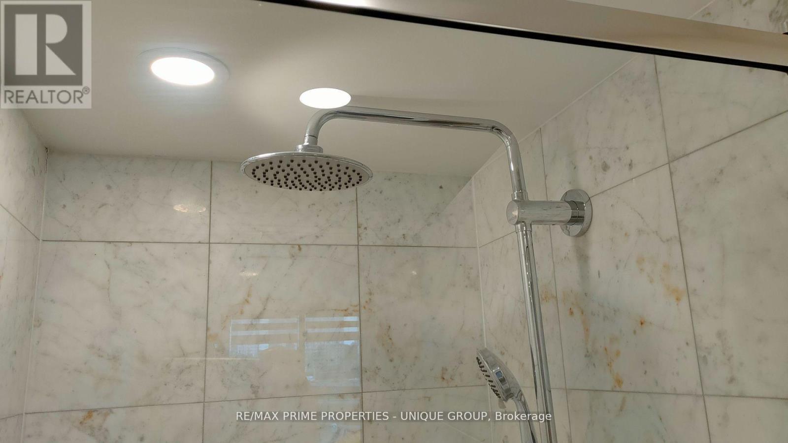 610 - 1 Palace Pier Court, Toronto, Ontario  M8V 3W9 - Photo 29 - W12612386